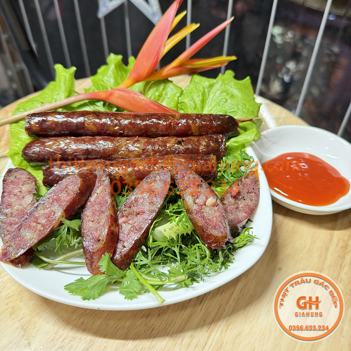 Lạp xưởng gác bếp