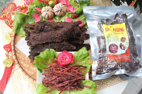 Thịt trâu gác bếp